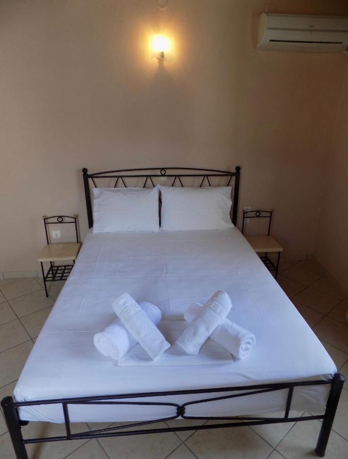 Angelina Apartment Lákka Zewnętrze zdjęcie